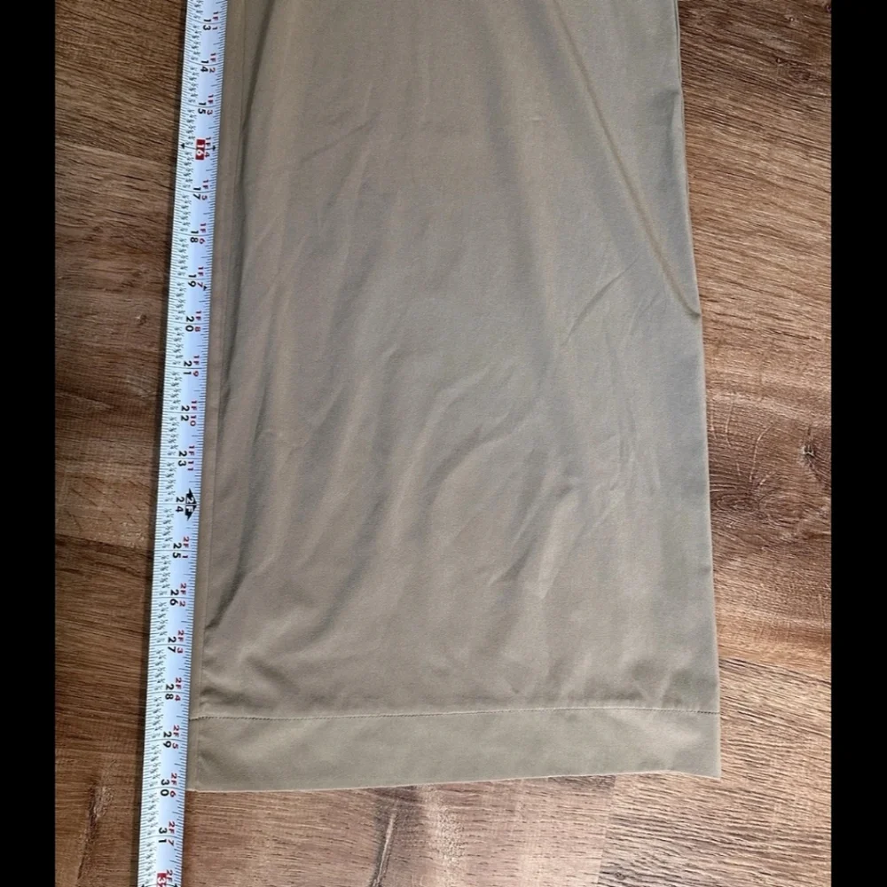 Vuori Womens Villa Wide-Leg Pants - Picture 2 of 5